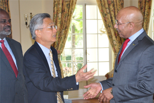 Governor-General Meets with SDA Executive Secretary