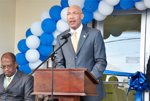 Governor-General Issues Charge to Credit Union